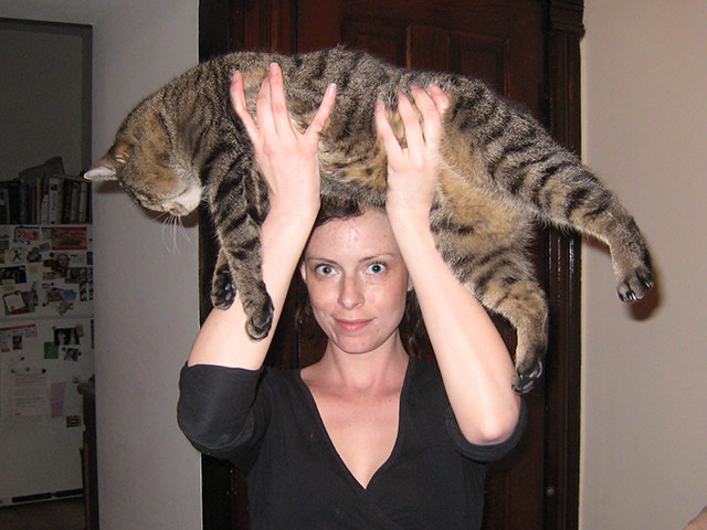 Me and my brain tumour: Samantha and her cat