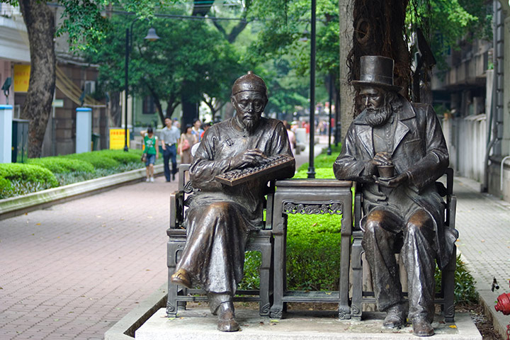 Viewfinder 8 May: Viewfinder 3