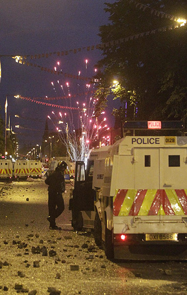 belfast-sectarian-riots-in-pictures-uk-news-the-guardian