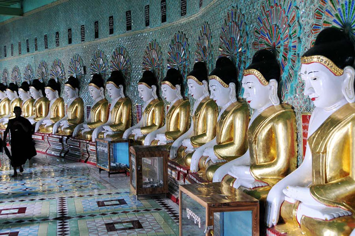 Burma gallery: U Min Thonze Pagoda, Sagaing Hills