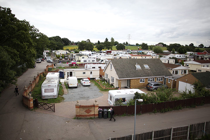 Dale Farm: 30 August 2011: Caravans and mobile homes