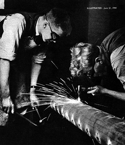 You can help your country: Students at Oundle School during the second World War