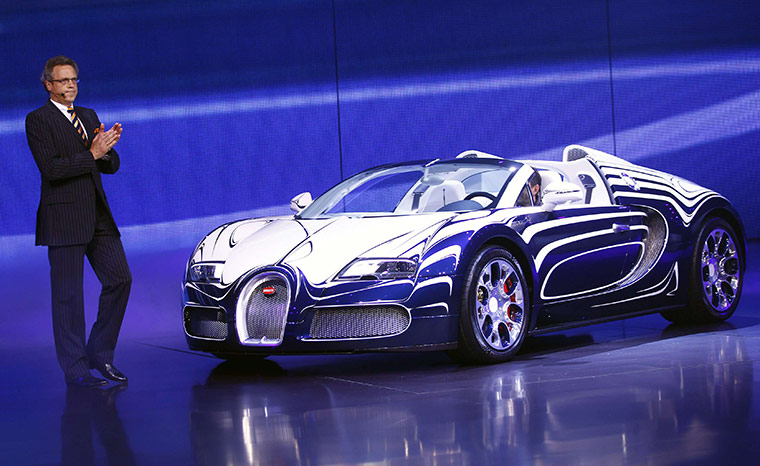 Frankfurt motor show: Wolfgang Duerheimer President of Bugatti with the new Veyron L'Or Blanc 