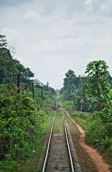 Benin : benin train track 