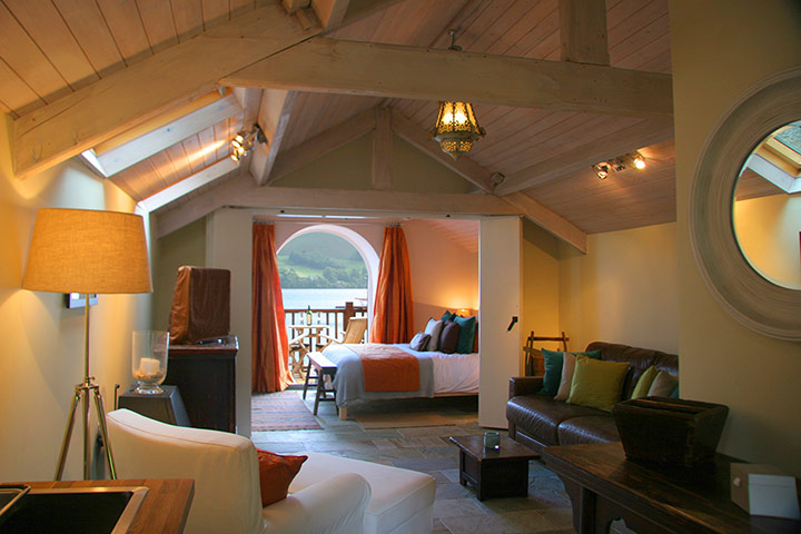 valentine's cottages: The Boathouse at Knott's End, Ullswater, interior