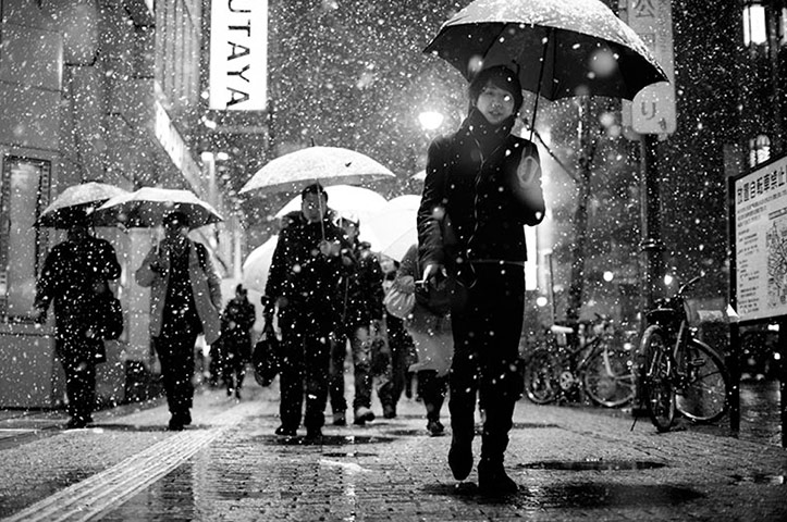 Tokyo Bloggers: Snow in Shibuya