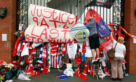 Hillsborough-tributes-006.jpg