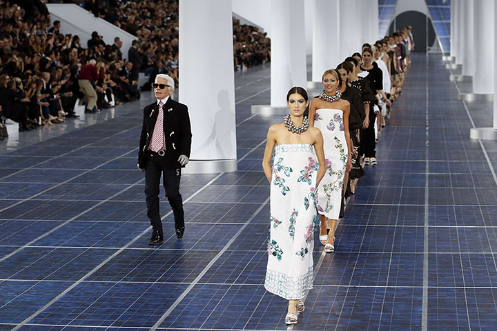 Paris fashion week: Karl Lagerfeld on the catwalk at the end of the Chanel show