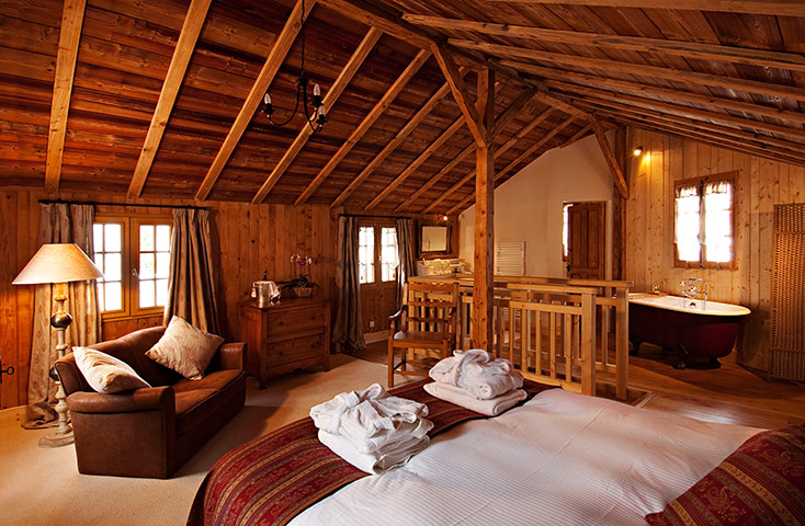 Chalets: The Farmhouse Morzine, Haute-Savoie 