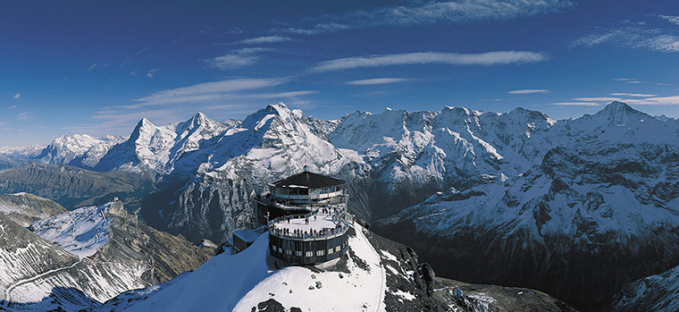 Mürren skiing: Piz Gloria restaurant