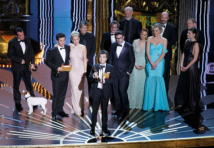 Academy Awards: Thomas Langman holds the best picture award