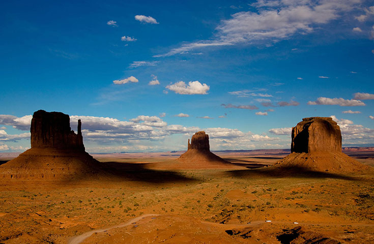 Feb 12 Been there comp: Shadows over Monument Valley, USA