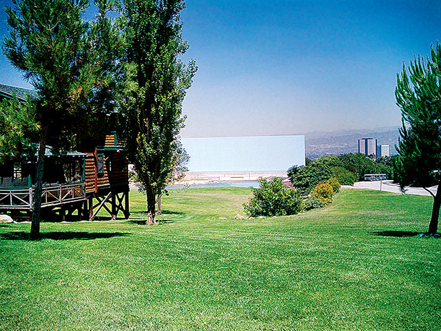 John Pawson Photos: John Pawson A Visual Inventory, published by Phaidon, Universal Studios