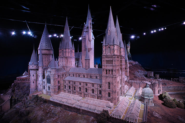 Making of Harry Potter: A miniature model of Hogwarts