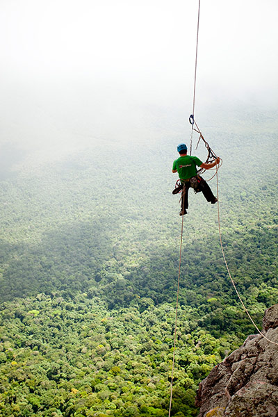 Amazonclimb: Sean 'Stanley' Leary 'hanging out' 
