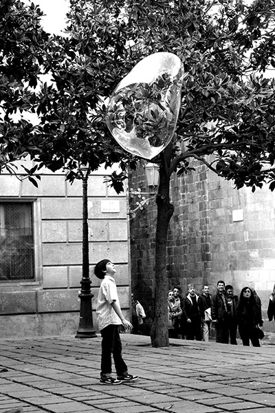 Photo comp April: Barcelona street life