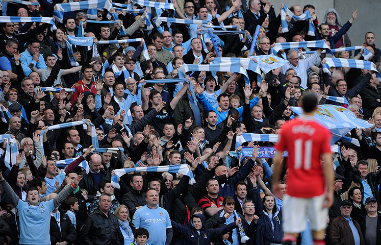 http://static.guim.co.uk/sys-images/Guardian/Pix/pictures/2012/4/30/1335822731918/Man-City-v-Man-Utd-018.jpg