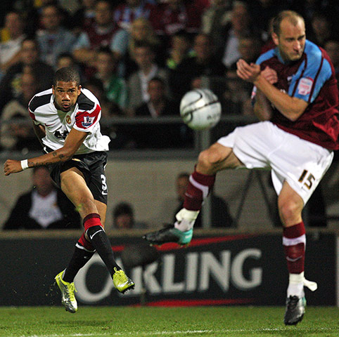 Bebe: Bebe shoots against Scunthorpe