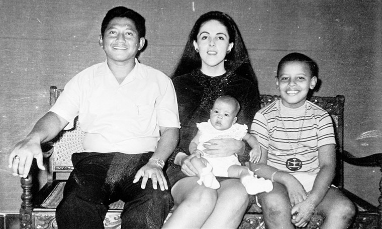 Early Obama: Early Obama: Lolo Soetoro & wife Ann Dunham with Maya Soetoro and Barack