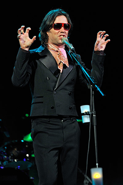 Week in music: Rufus Wainwright plays songs from his new Mark Ronson produced album