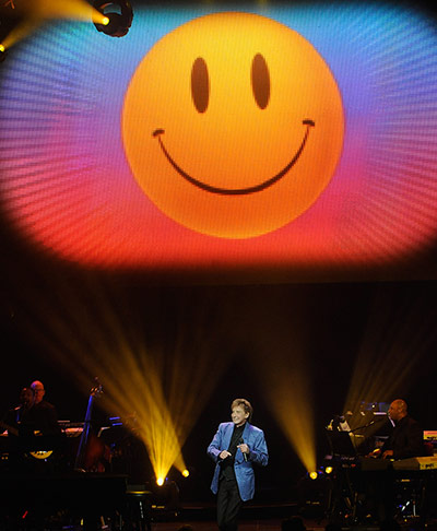 Week in music: Barry Manilow in Concert