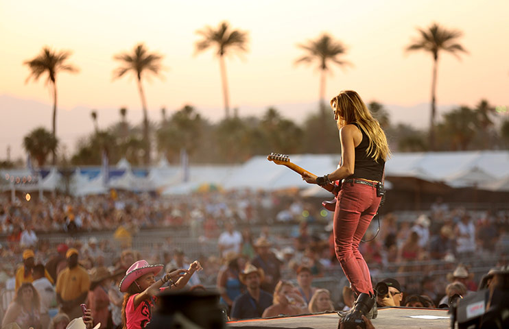 Week in music: Sheryl Crow performs at the Stagecoach Country Music Festival