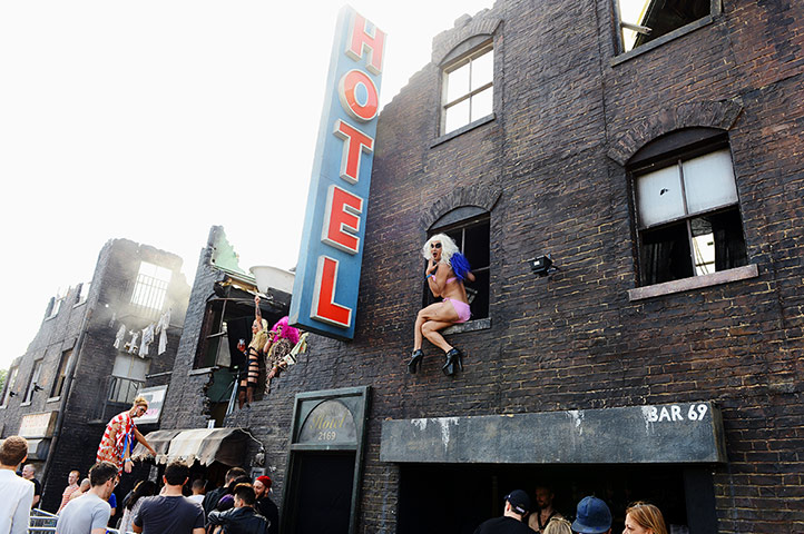 Lovebox day three: NYC Downlow, a fun filled full size tenement, at Lovebox festival