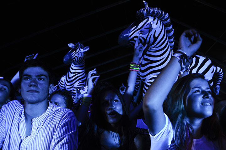 Week in music: Fans watch LMFAO perform at Optimus Alive