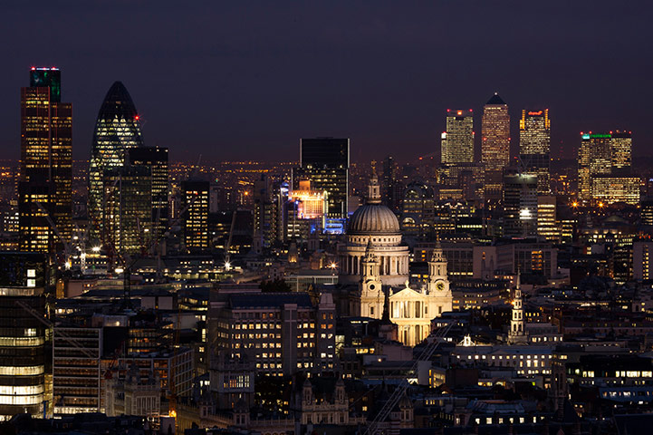 London from the rooftops : St Paul's at night