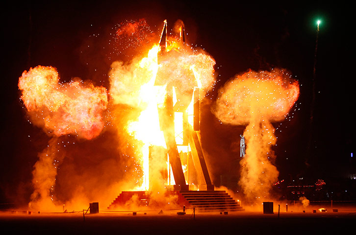 Burning Man: 50-foot tall wooden art installation Anubis burns 