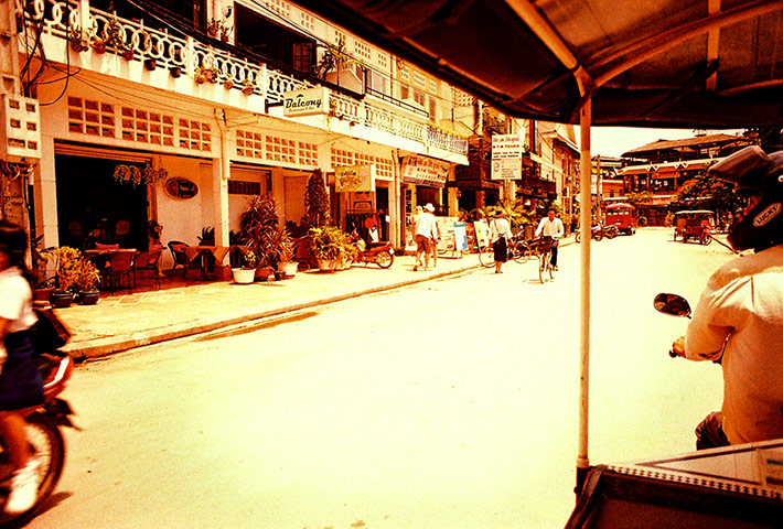 Lomography gallery: Lomography gallery: cambodia 