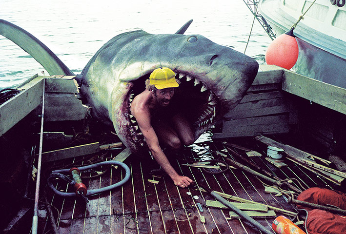 Jaws: A man crawls out of the shark’s mouth 