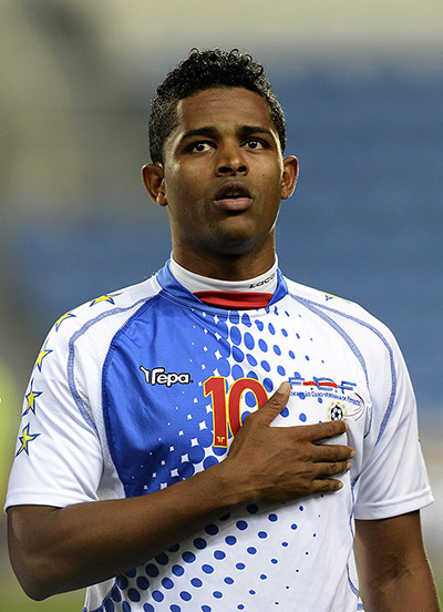 African Nations: Cape Verde's forward Heldon listens to his national anthem