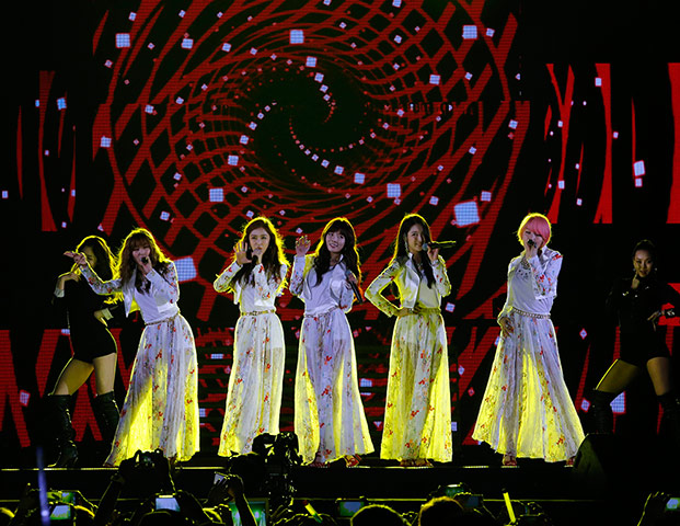 Football: South Korean girl group 4Minute perform during the Korean Golden Disk Award