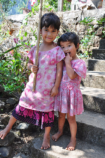 Meghalaya: Friendly faces await those hiking into the valley