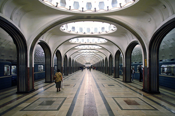 World tubes: Mayakovskaja Metro Station, Moscow, Russia