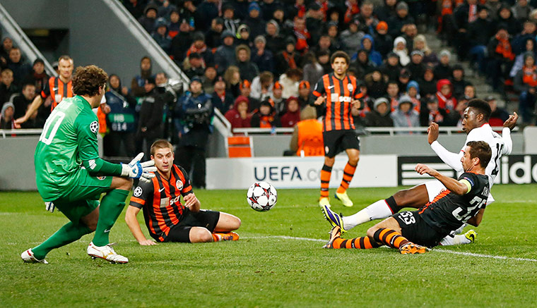 football.: Shakhtar Donetsk v Manchester United