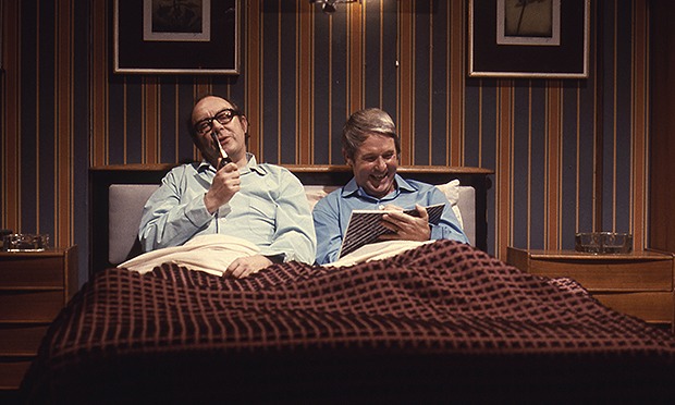 Morecambe-and-Wise-in-bed-010.jpg