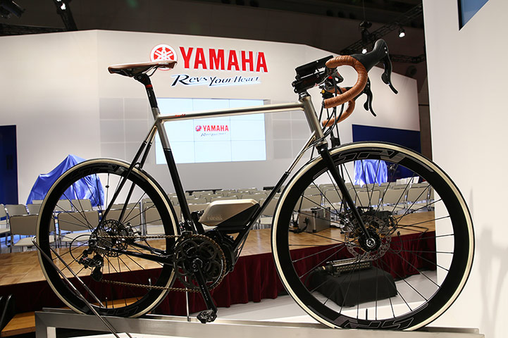L.A. and Tokyo Motor Show: YPJ-01 is displayed at the Yamaha booth