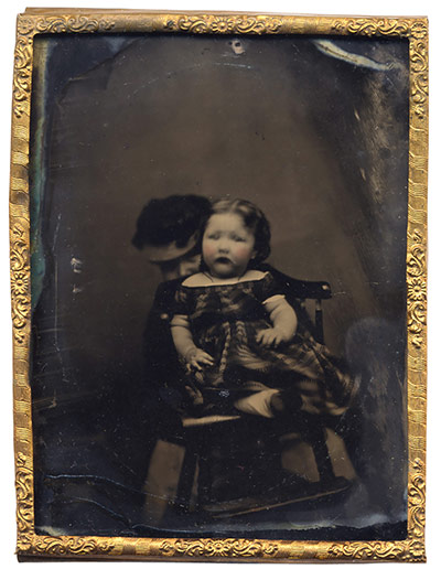 Hidden mothers: Mother and baby portrait