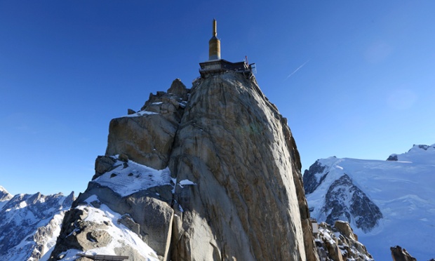 In case you were in any doubt as to how high the installation is, this view shows how the glass box is perched at the top of the 3,842m Aiguille du Midi peak.