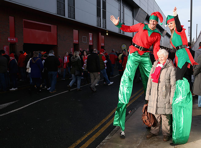 Saturday premier league: Elfs on stilts