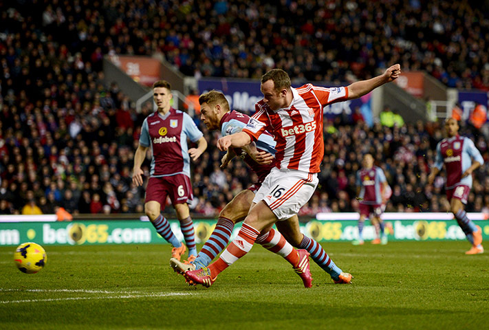 stoke city: Charlie Adam scores
