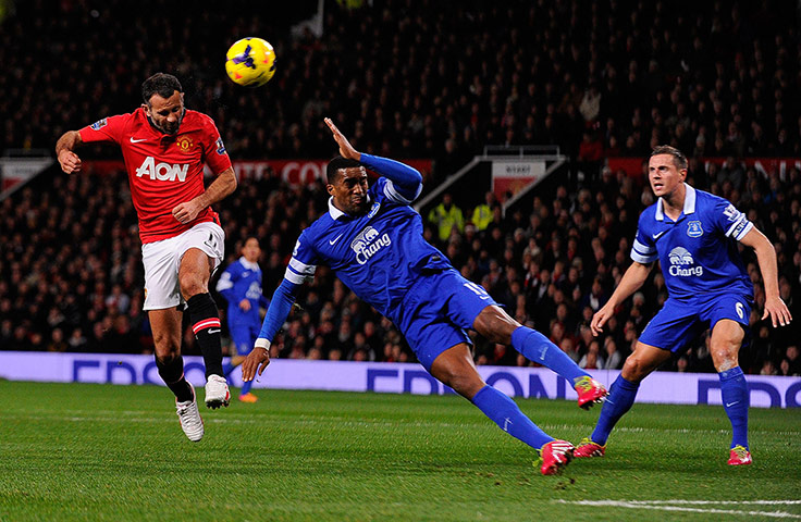 Wednesday night football: Ryan Giggs header