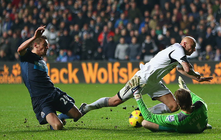 Wednesday night football: Mathieu Debuchy own goal