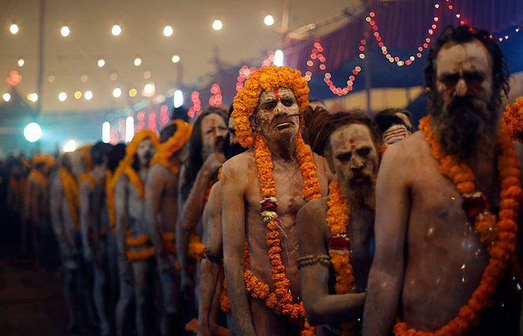 Sangam Style Kumbh Mela Welcomes Worlds Largest 0480