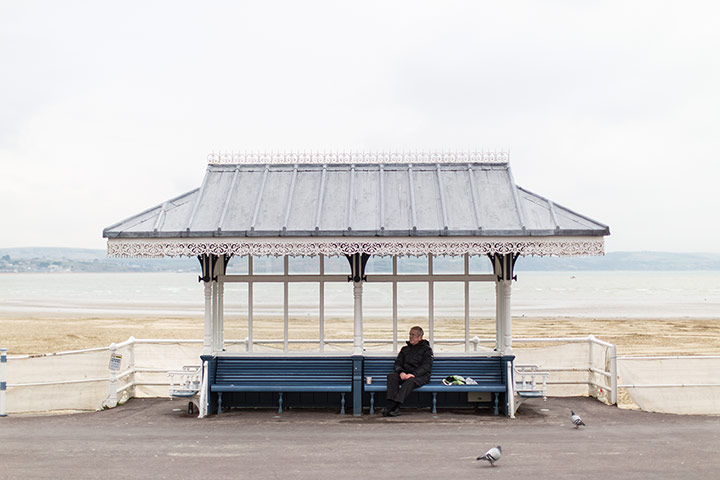 MarkHixDorset: A bus stop on Weymouth seafront