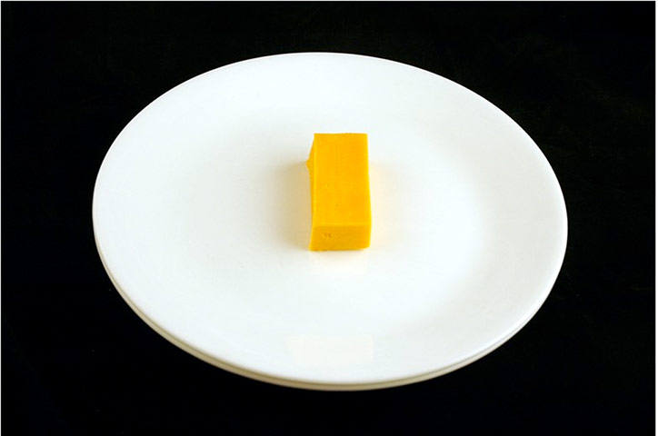 200 calories gallery: Cheddar Cheese