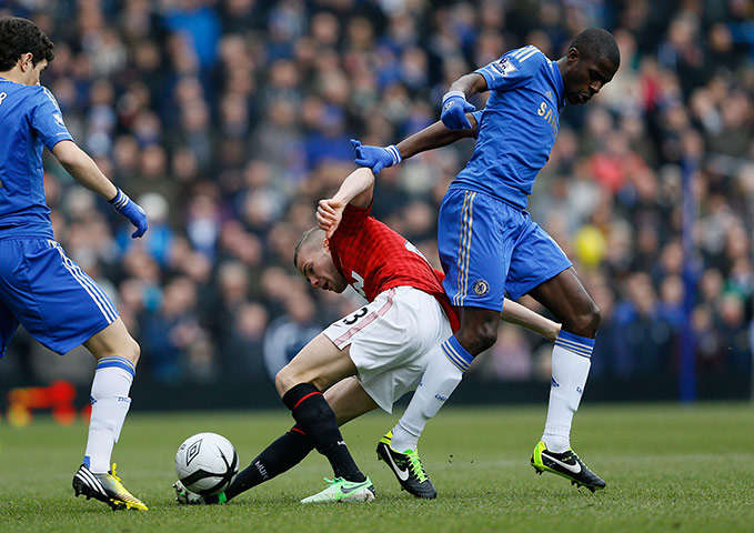 Chelsea v Man United: Ramires and Cleverley