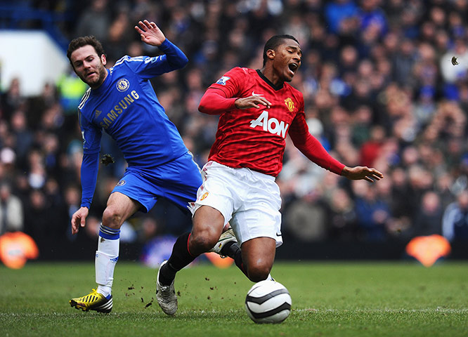 Chelsea v Man United: Mata and Valencia